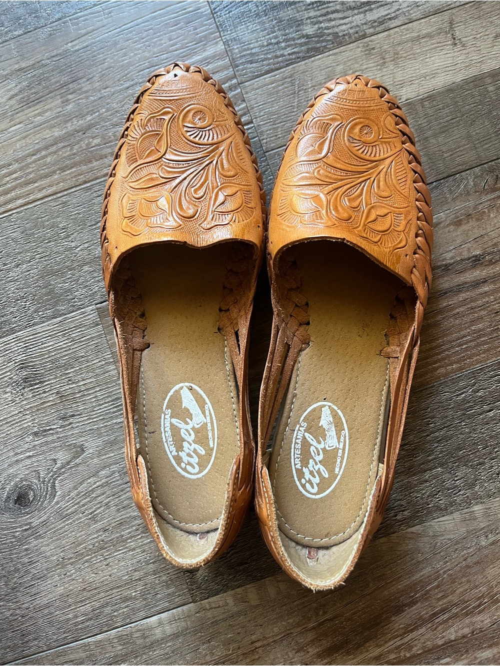 EUC Hand-Tooled Leather Moccasin Flats in Tan - Picture 2 of 5